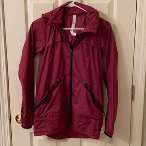 Lululemon size 2 rain coat